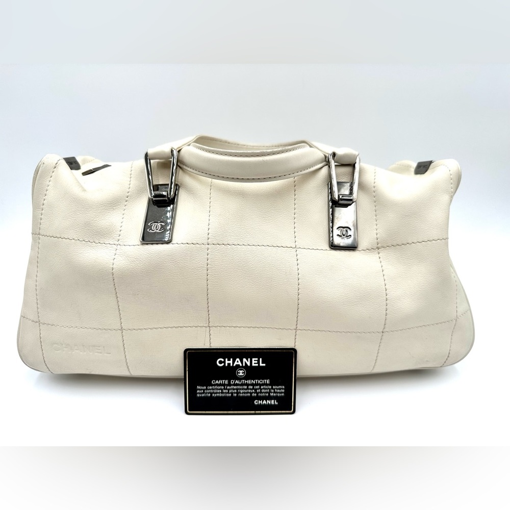 Auth Chanel White Chocolate Bar